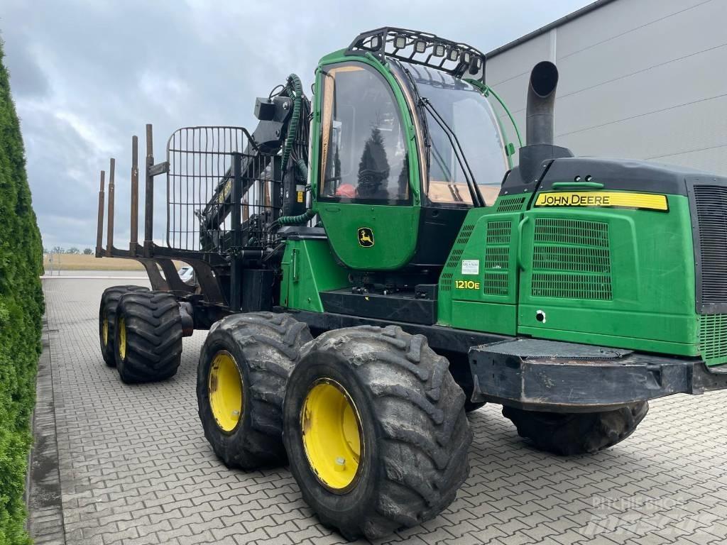 John Deere 1210 E Autocargadoras