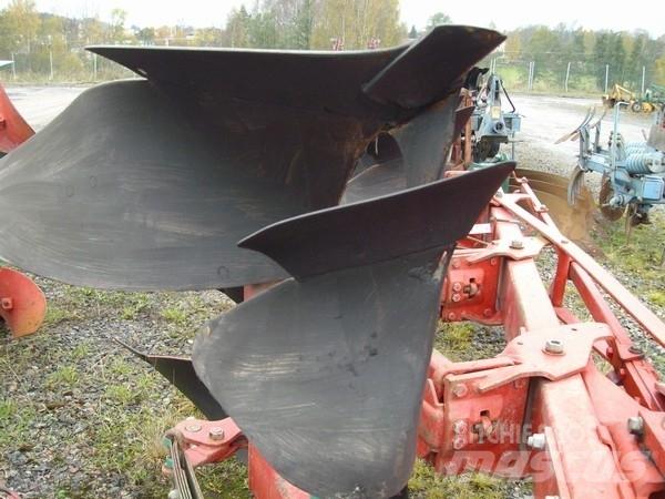 Kverneland EG Arados reversibles suspendidos