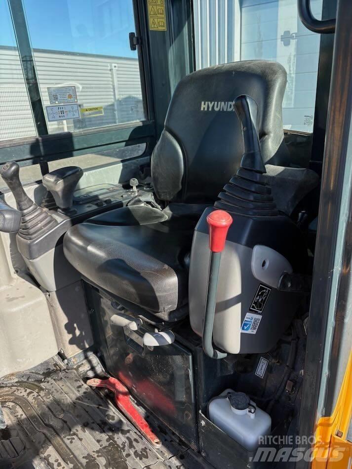 Hyundai R25Z-9 AK Mini excavadoras < 7t