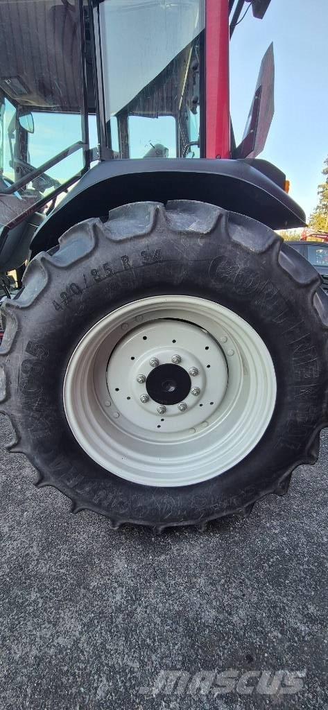 Valtra A 72 Tractores