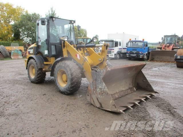 CAT 908 M Cargadoras sobre ruedas