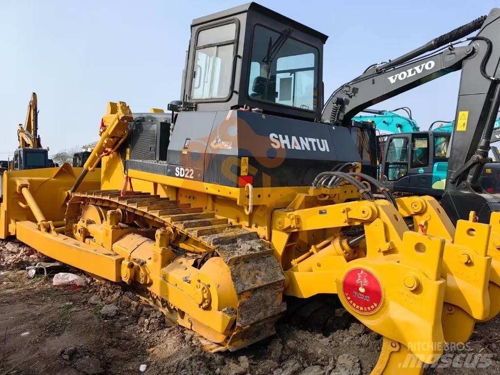 Shantui SD 22 Buldozer sobre oruga