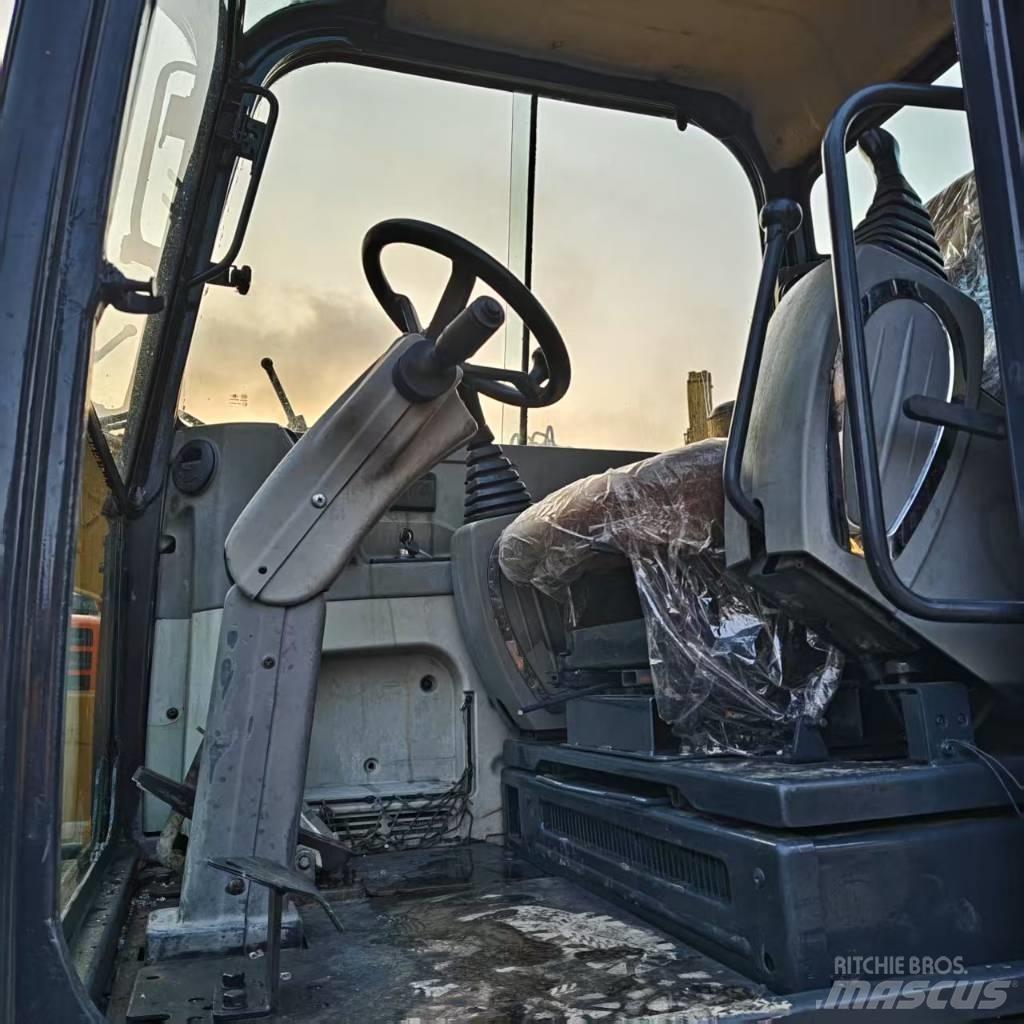 Hyundai 60 W Excavadoras de ruedas
