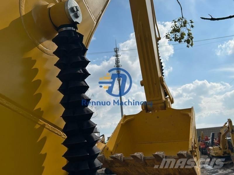 Komatsu PC200-8MO Excavadoras de cadenas