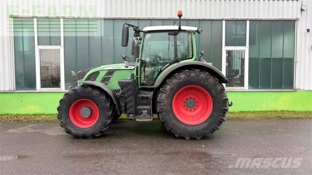 Fendt 724 profi + Tractores