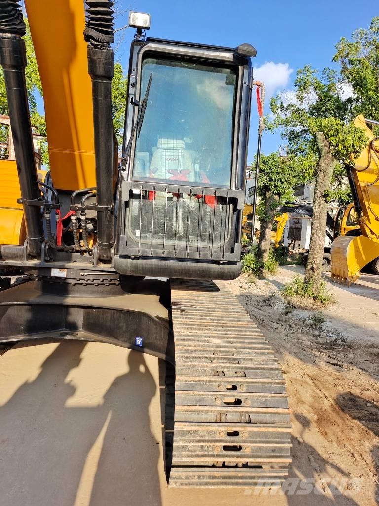 Sany SY 215 C Excavadoras de cadenas