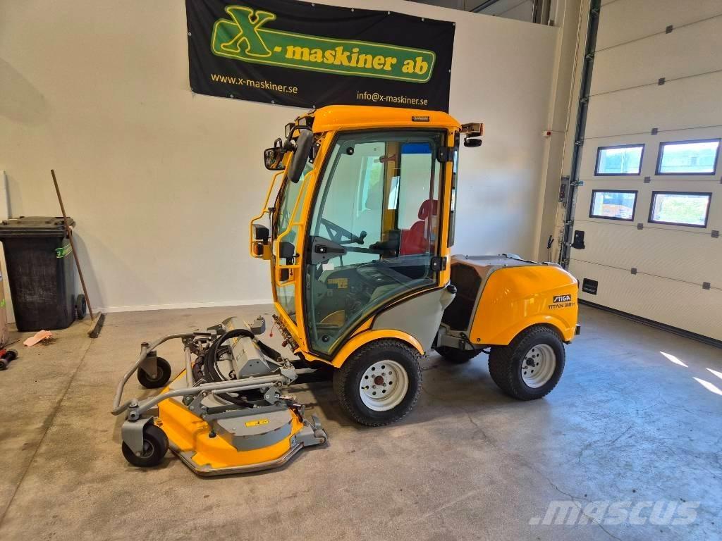 Stiga TITAN 32 H Maquinaria para servicios públicos