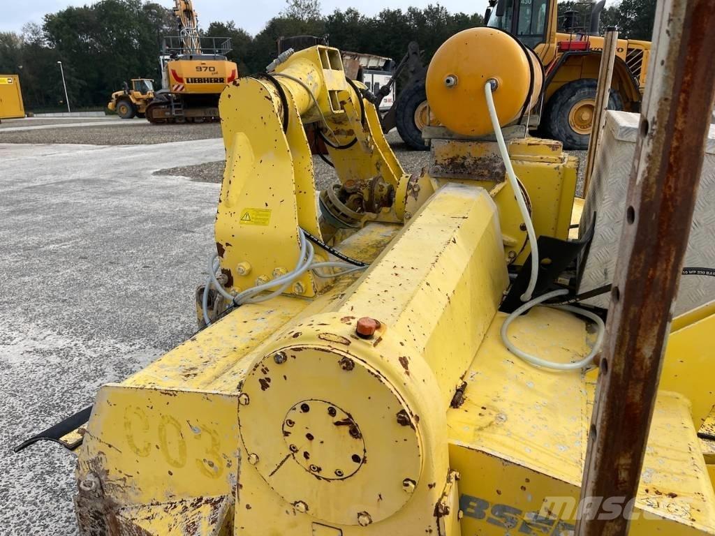 Bomag BSF 2500 Equipos para la estabilización de suelos y reciclaje de asfalto