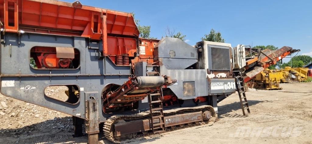 Sandvik QJ 341 Trituradoras móviles