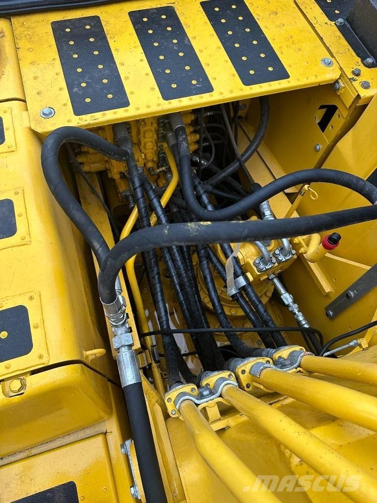 Komatsu PC 200-8 Excavadoras de cadenas