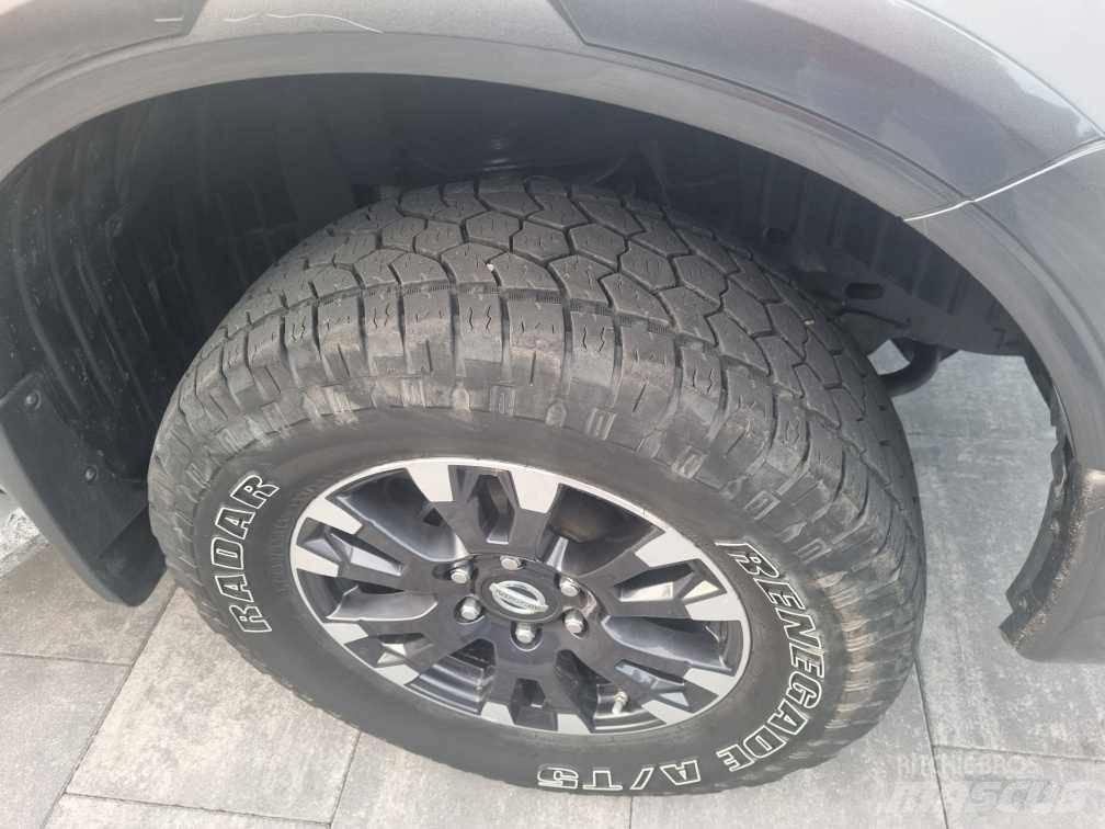Nissan TITAN XD PRO Furgonetas caja abierta