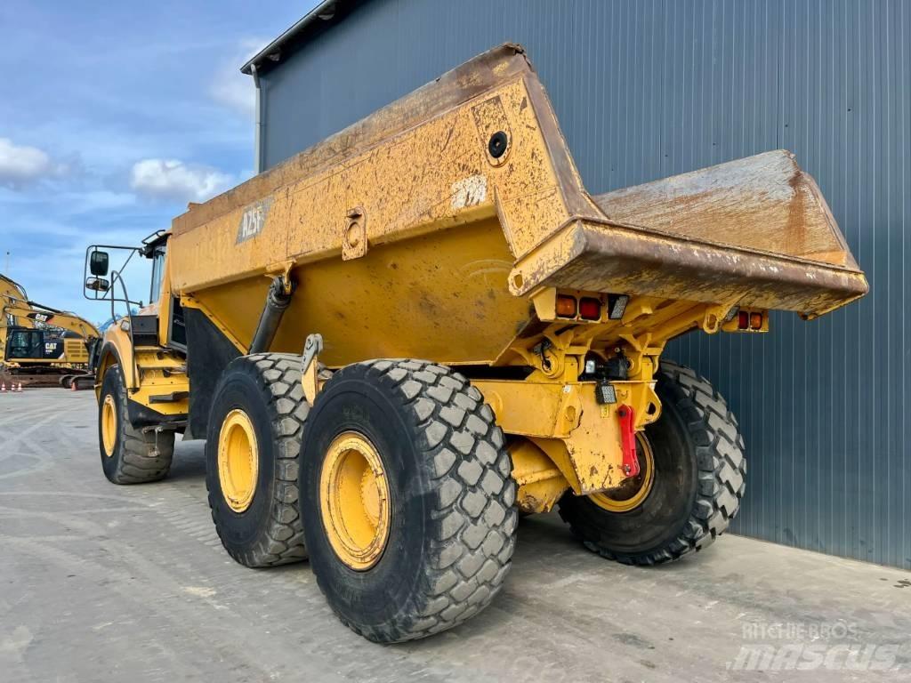 Volvo A25F Dúmpers articulados