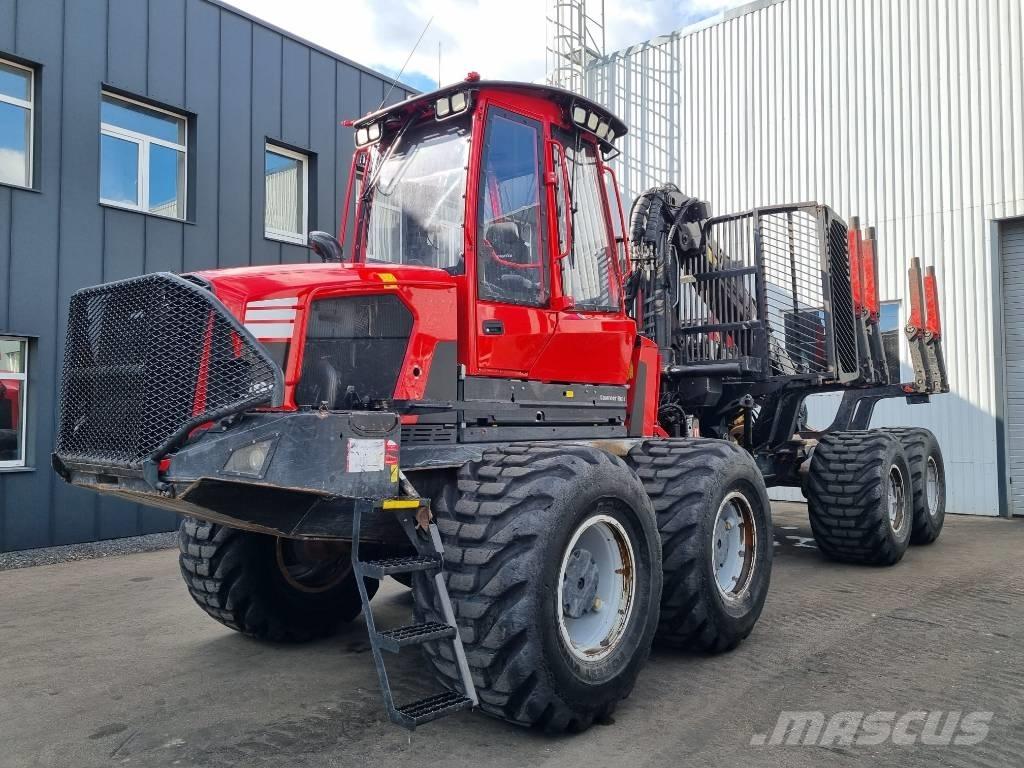 Komatsu 895 Autocargadoras