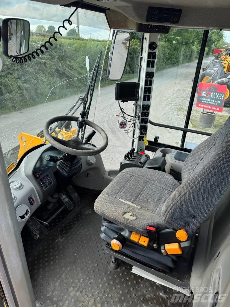 Volvo L 120 F Cargadoras sobre ruedas