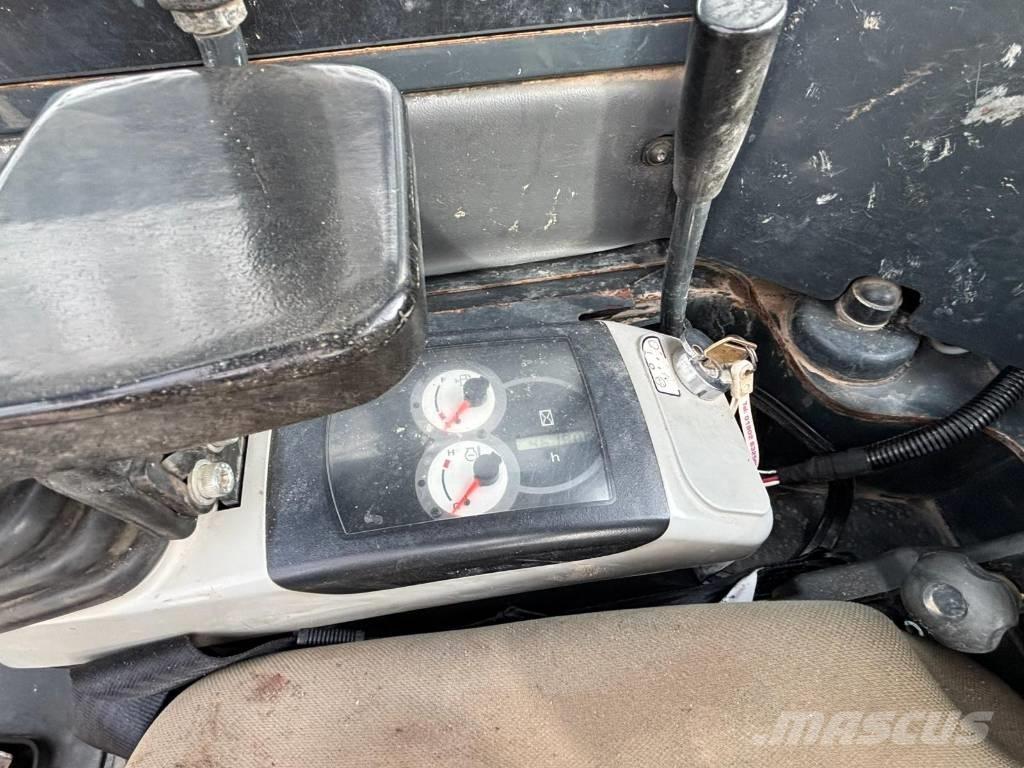 Komatsu PC 26 MR-3 Mini excavadoras < 7t