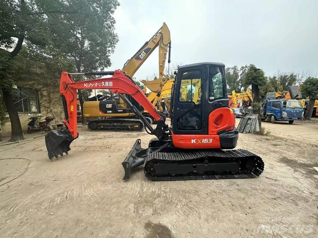 Kubota 163 Excavadoras de cadenas