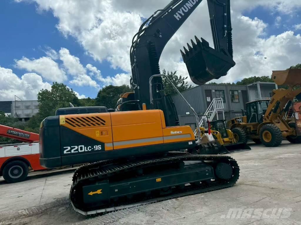 Hyundai 220 Excavadoras 7t - 12t