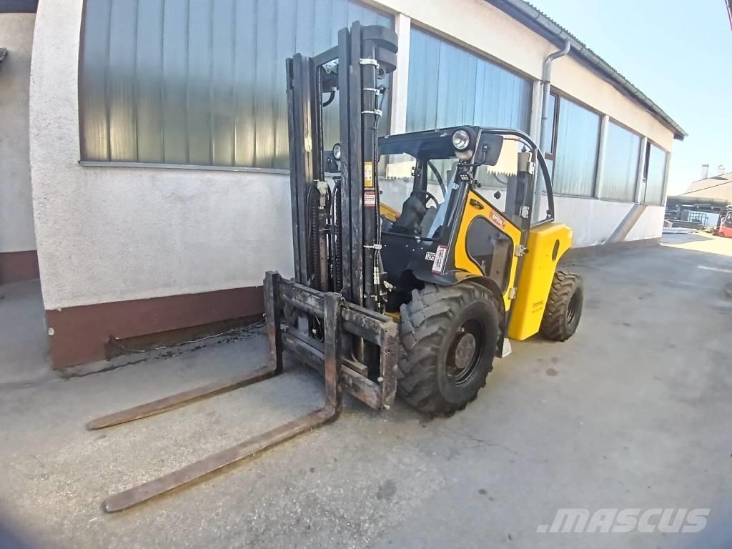 Bomaq B50 MP 4WD Carretillas diesel