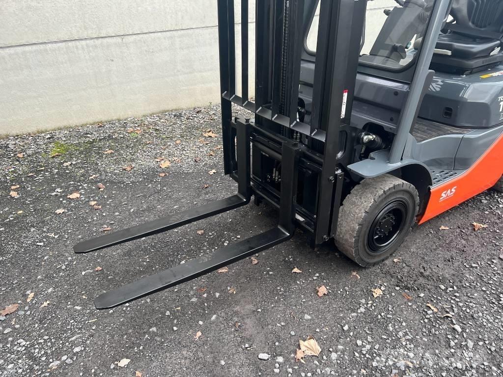 Toyota 02-8FGF15 Carretillas LPG