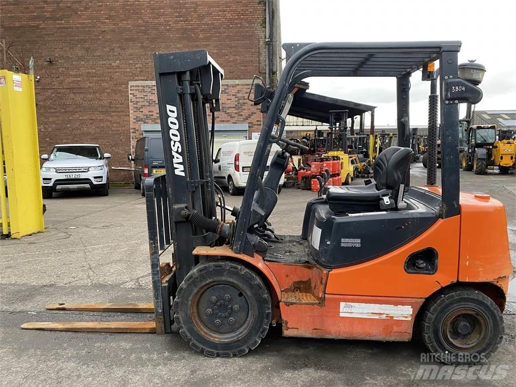 Doosan D25S-5 Carretillas diesel