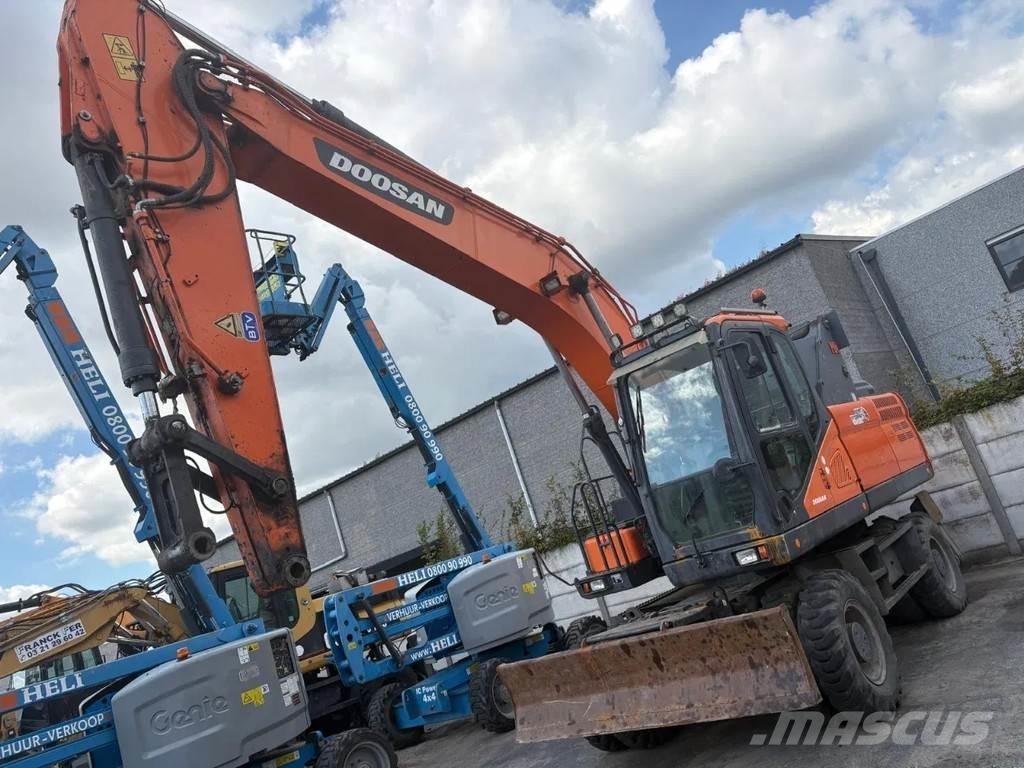 Doosan DX210 WE-5 Excavadoras de ruedas