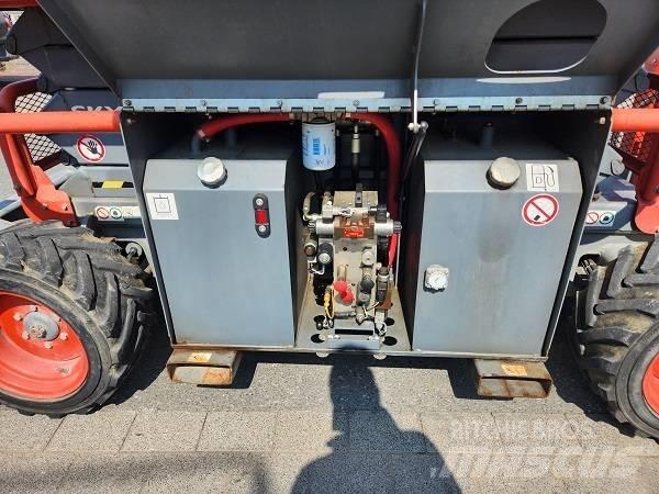 SkyJack SJ 6832 RT Plataformas tijera