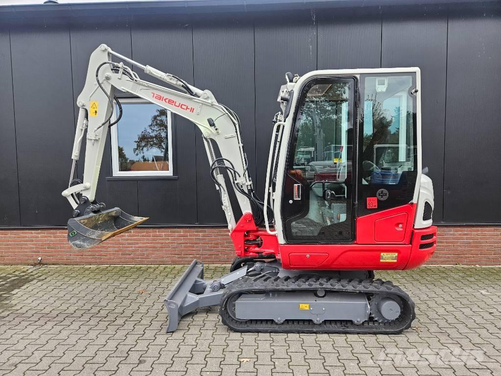 Takeuchi TB 230 Mini excavadoras < 7t