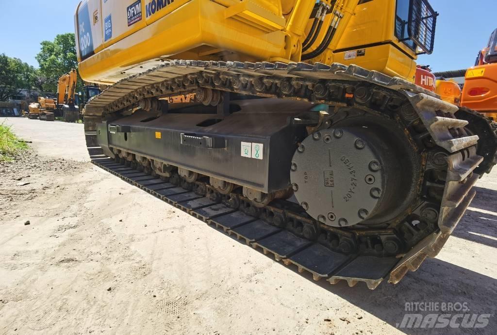 Komatsu PC 200-8 Excavadoras de cadenas