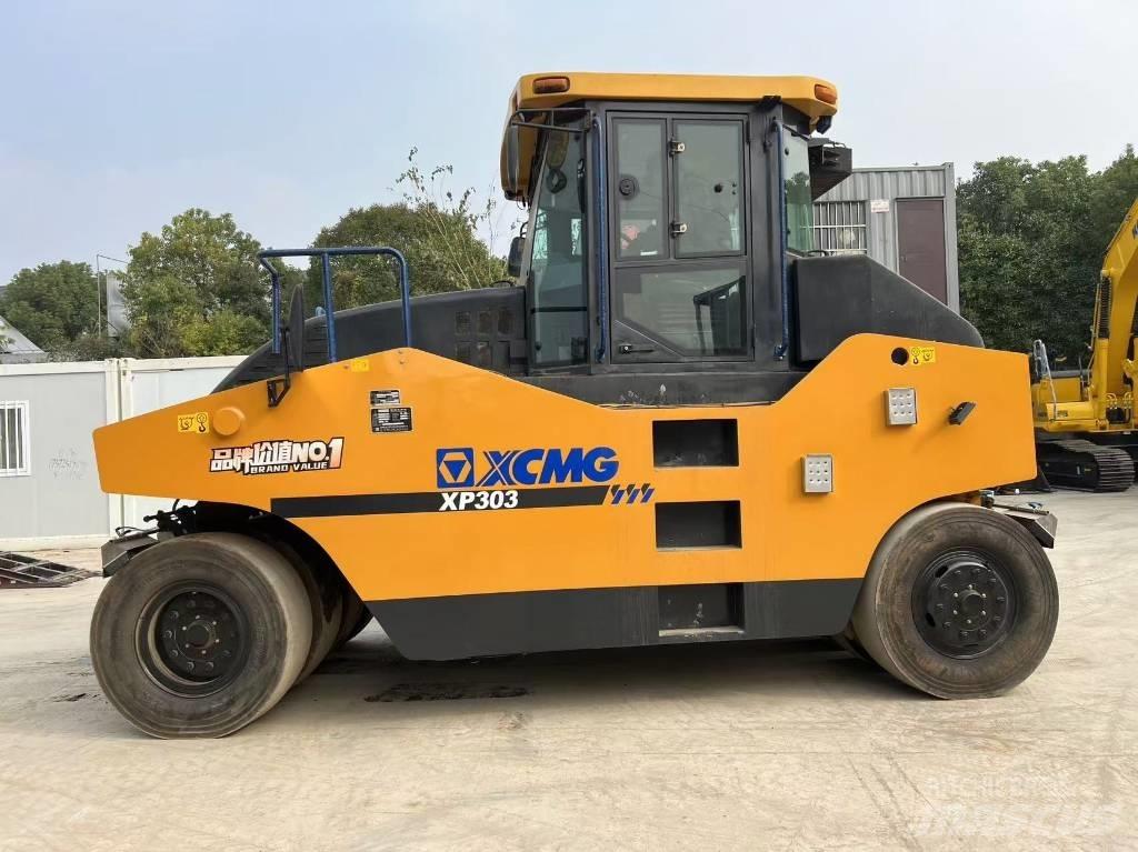 XCMG XP 303 Maquinaria de elevación y colocación