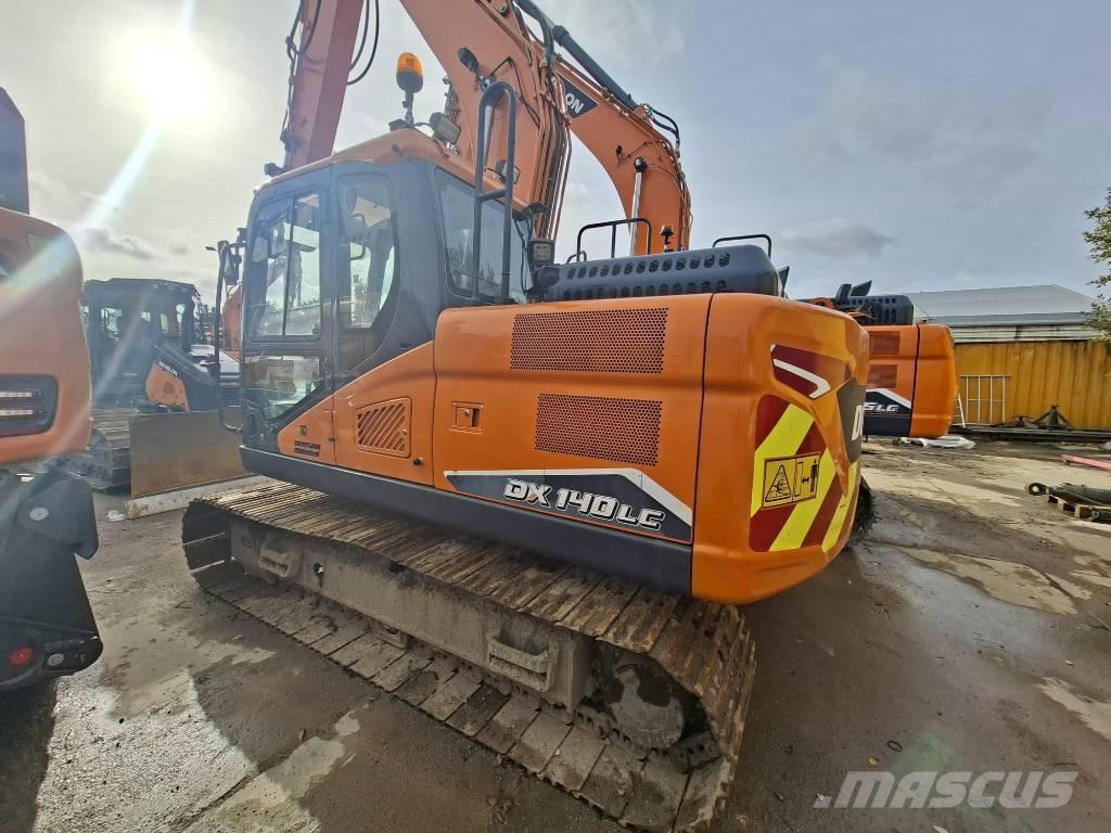 Doosan DX 140 LC Excavadoras de cadenas