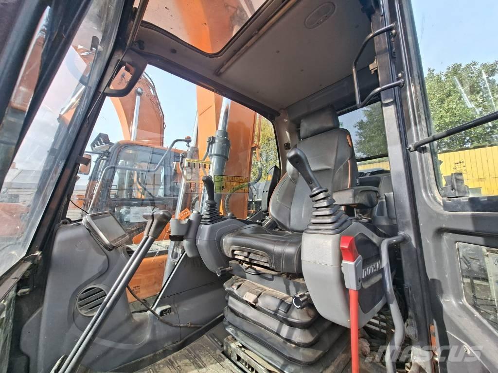 Doosan DX 140 LC Excavadoras de cadenas