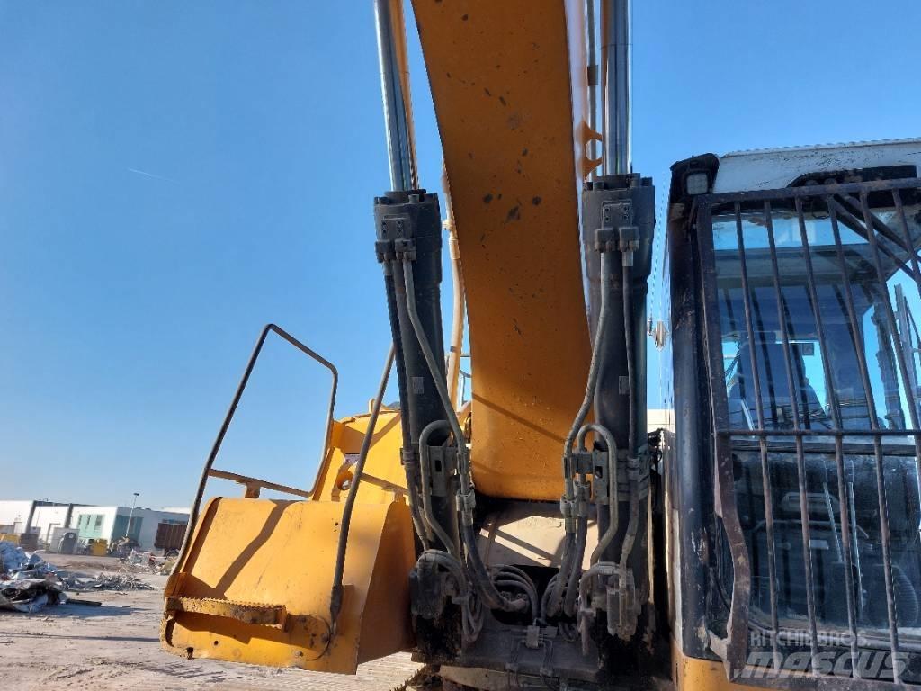 Liebherr R 946 Excavadoras de cadenas