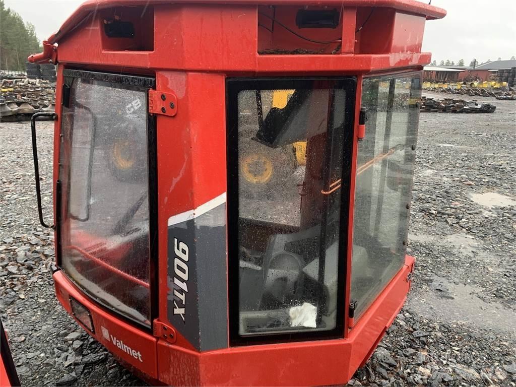 Komatsu 901TX Cabinas e interior