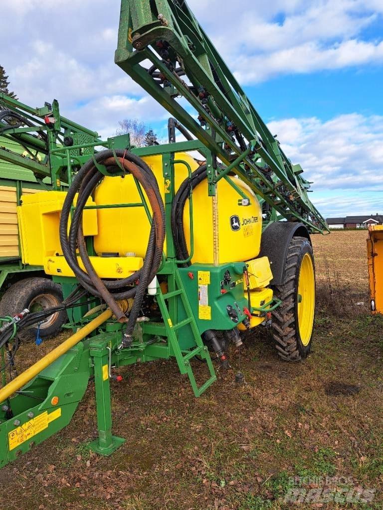 John Deere 740 i Pulverizadores arrastrados
