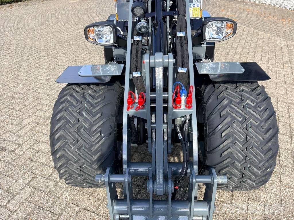 Giant G2500HD Xtra Palas cargadoras