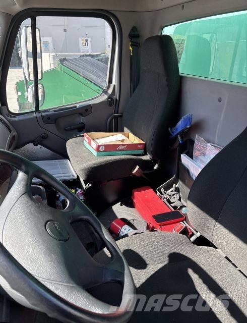 Freightliner M2 Camiones botelleros