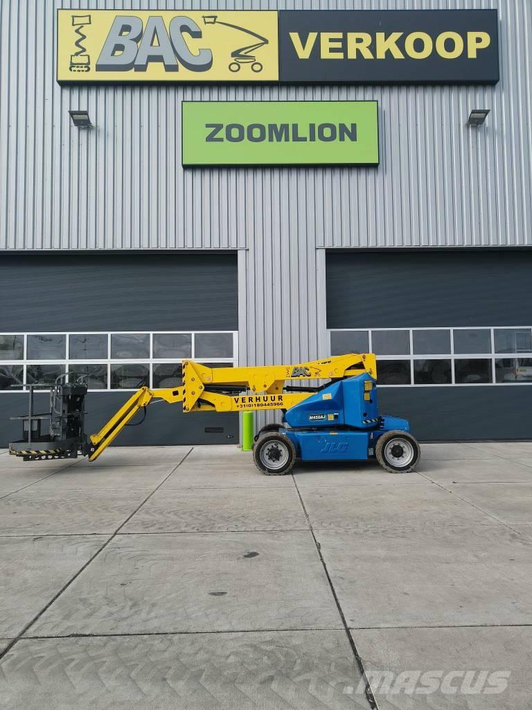 JLG M 450 AJ Plataforma de trabajo articulada