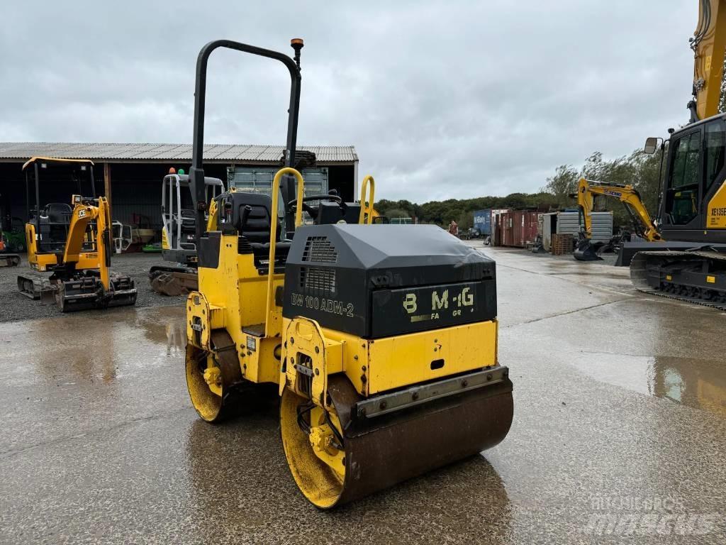 Bomag BW 100 AD M-2 Rodillos de doble tambor