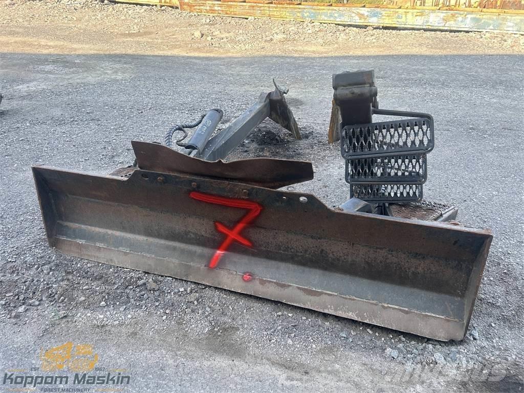 Valmet 890.2 Otros componentes