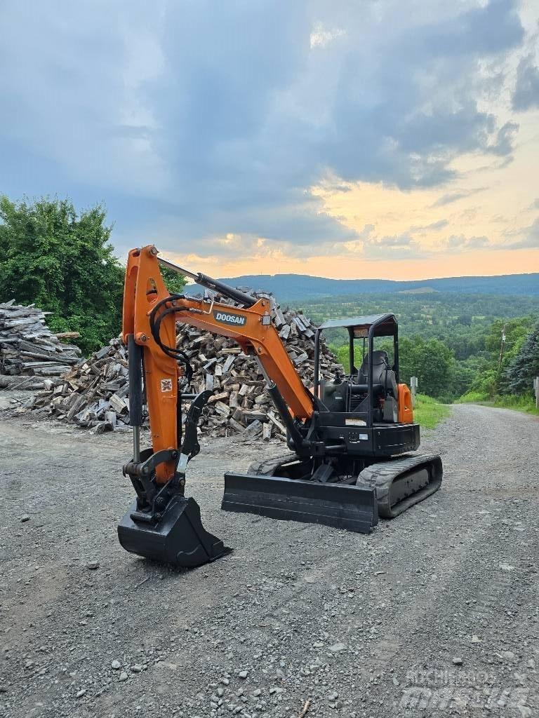 Doosan DX 50 Z Excavadoras de cadenas