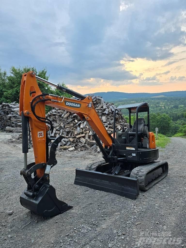 Doosan DX 50 Z Excavadoras de cadenas