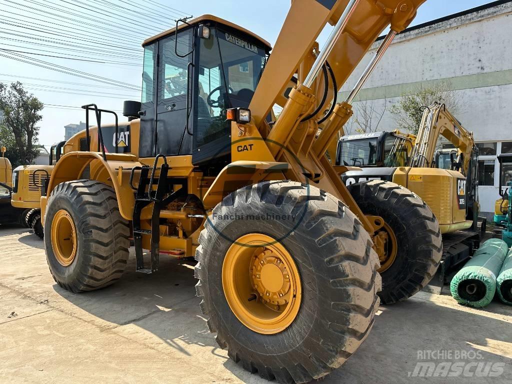 CAT 966 Cargadoras sobre ruedas