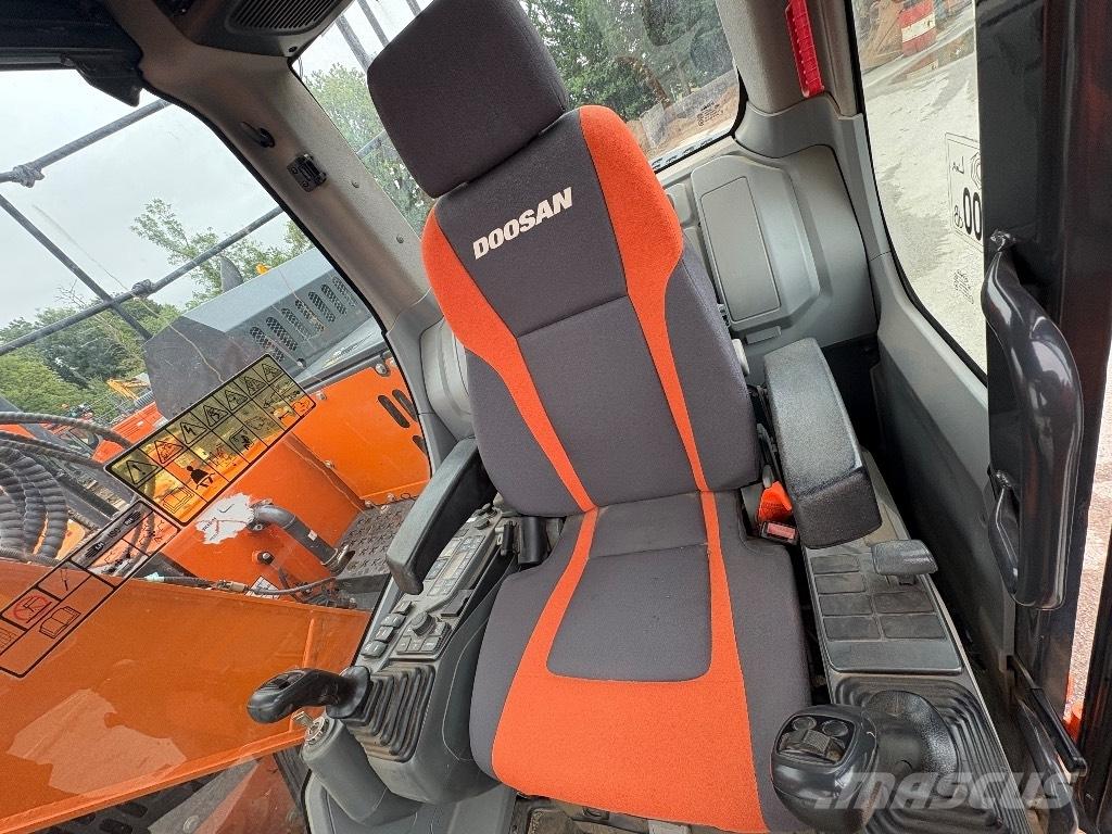 Doosan DX140LCR-5 Excavadoras de cadenas