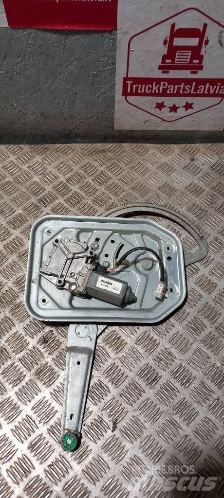 Scania R 440   1442293 Cabinas e interior