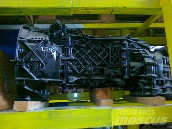 ZF 16 S 151 IT Cajas de cambios