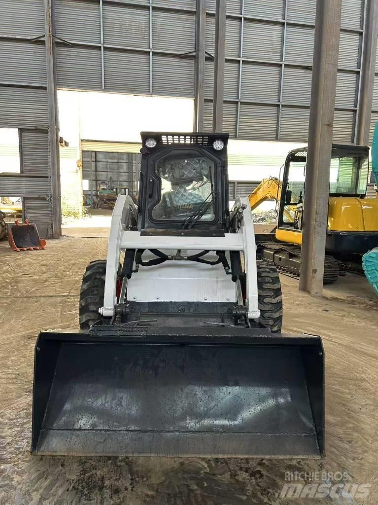 Bobcat S130 Minicargadoras