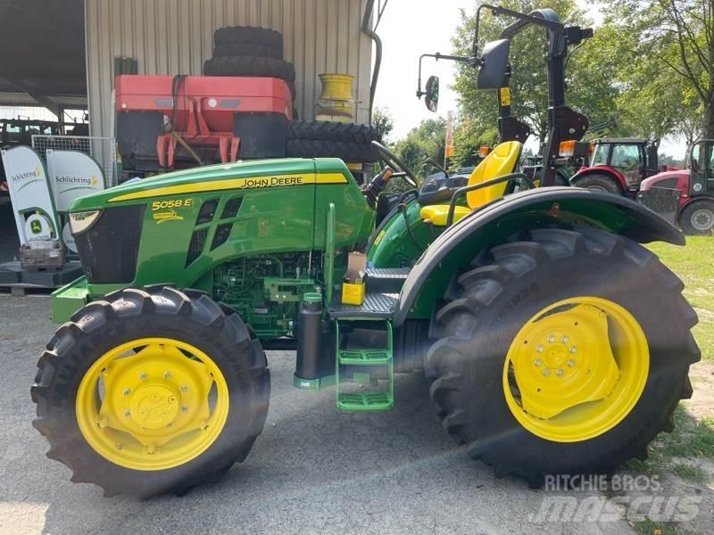John Deere 5058E Tractores