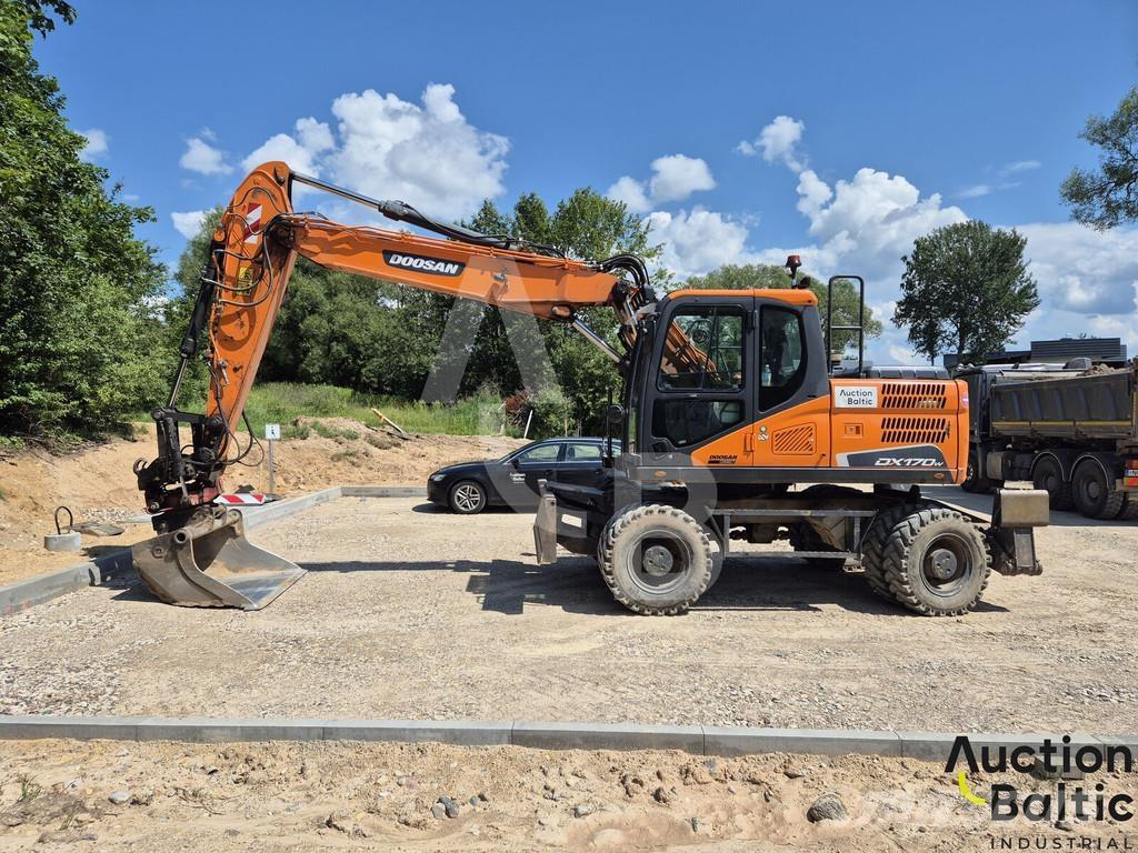 Doosan DX 170 W-5 Excavadoras de ruedas