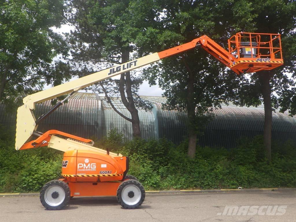 JLG 600AJ Plataforma de trabajo articulada