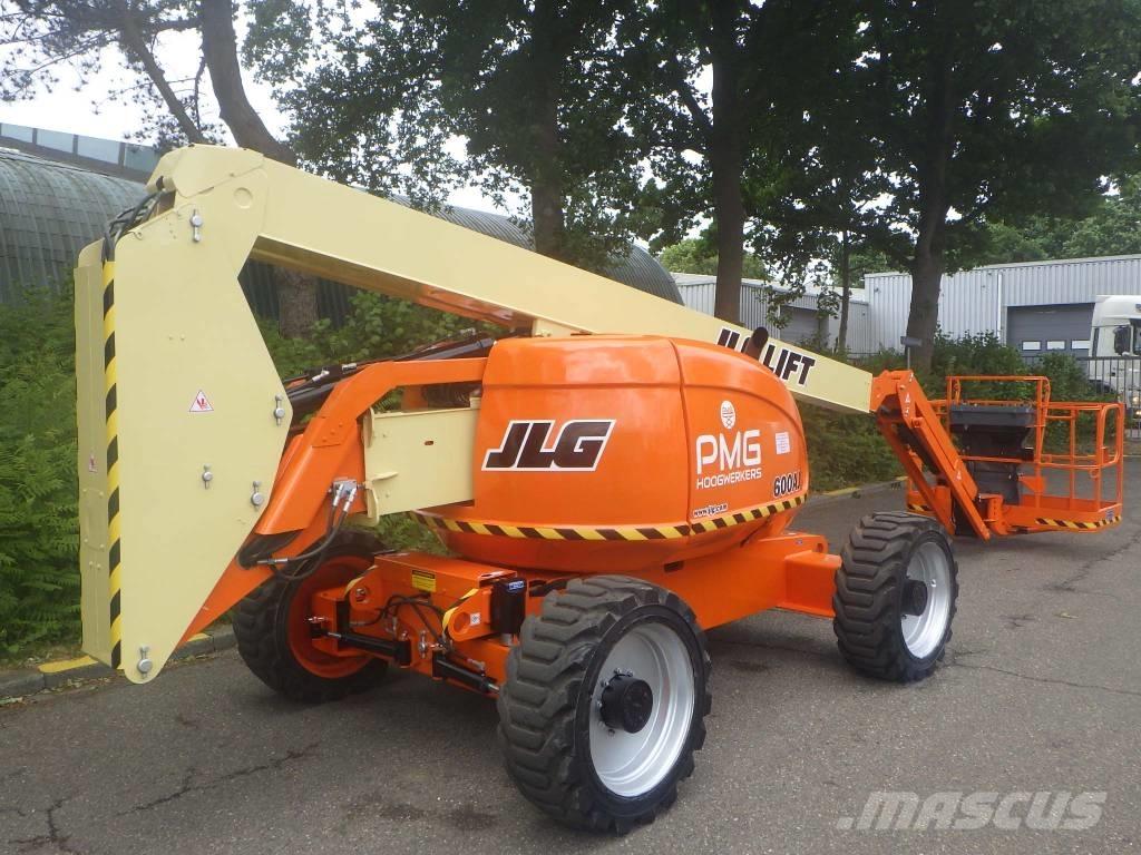 JLG 600AJ Plataforma de trabajo articulada